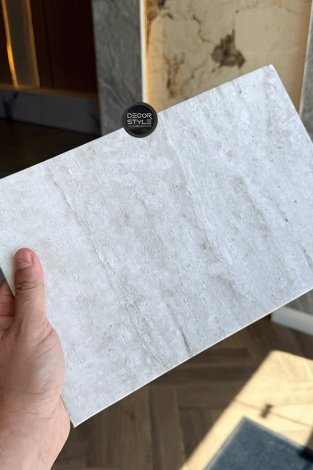 פלטת דמוי טרוורטין בגוון מינרלי | גודל 120/290 ס״מ