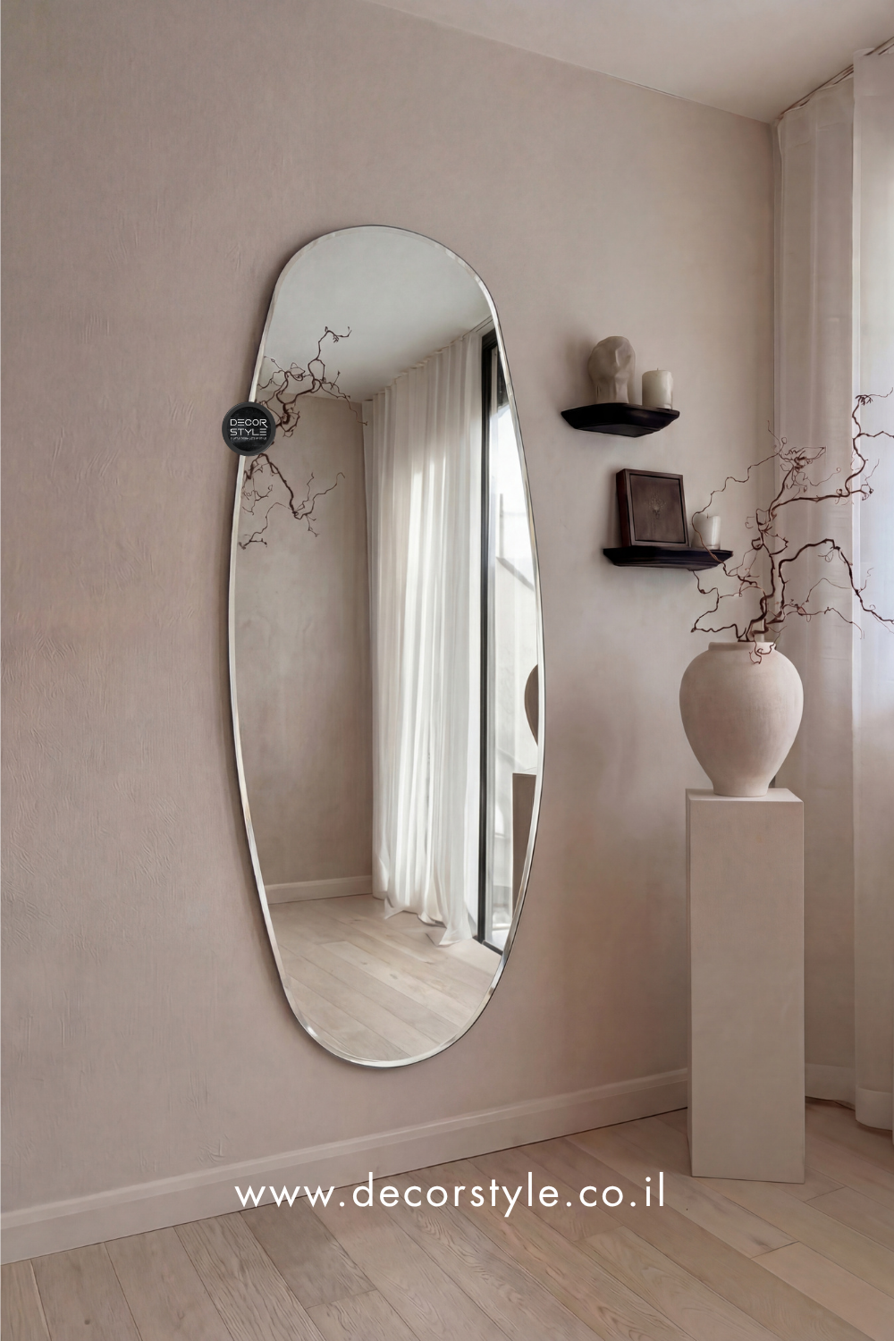 מראה אליפסה אסימטרית אמורפית גדולה לתלייה מראת גוף עם פאזה זכוכית קריסטל בלגית 5 ממ חיתוך CNC מדויק ללא מסגרת