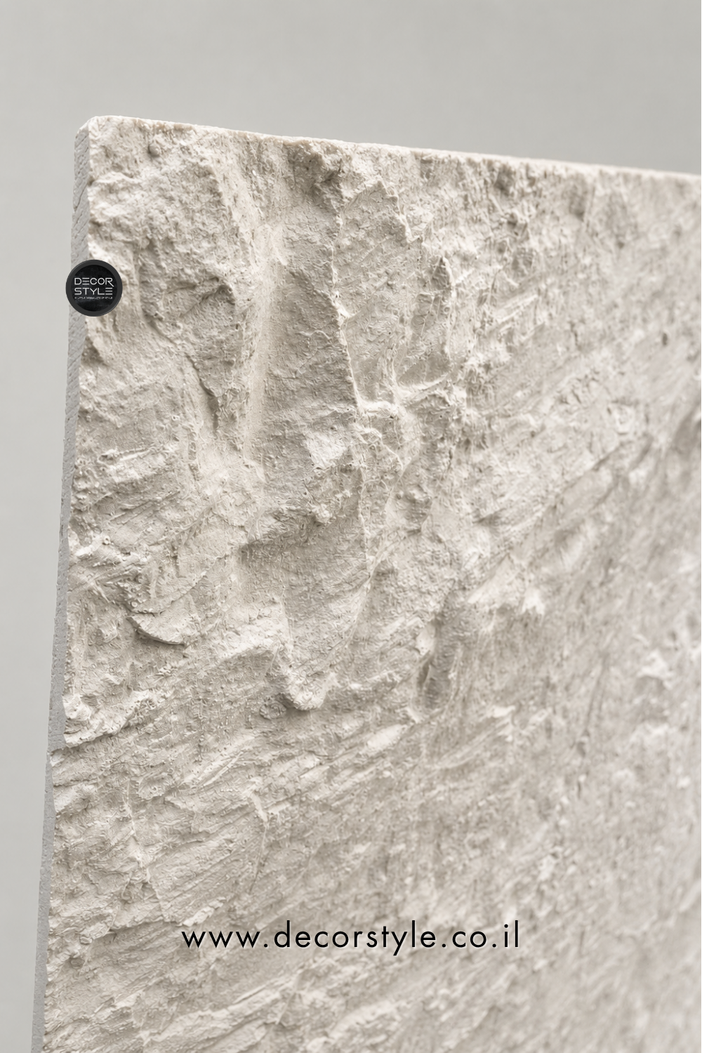 אבן אלסטית Rockcut Stone White בגוון לבן במרקם סלע - 2 גדלים לבחירה
