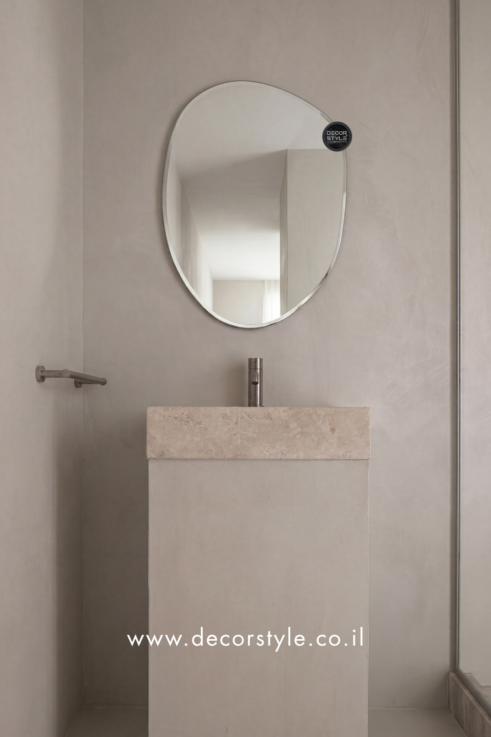 מראה אליפסה אסימטרית אמורפית לתלייה עם פאזה זכוכית קריסטל בלגית 5 ממ חיתוך CNC מדויק מראה קיר ללא מסגרת