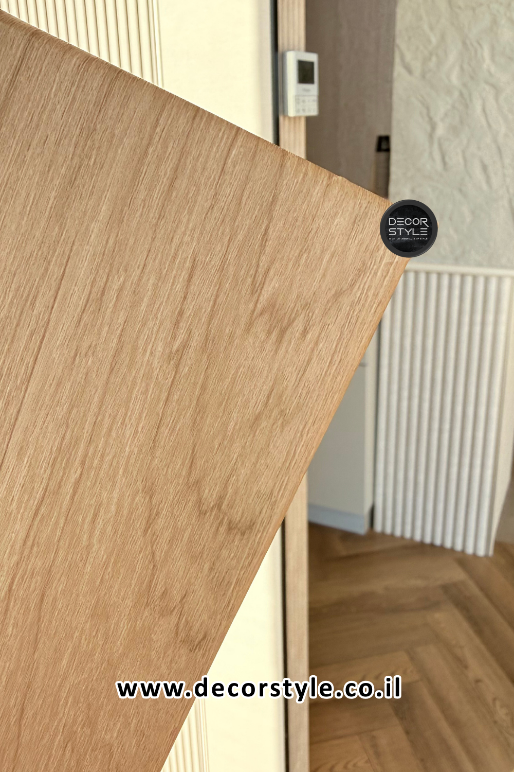 פלטת דמוי פורניר בגוון אלון מעושן | גודל 120/290 ס״מ